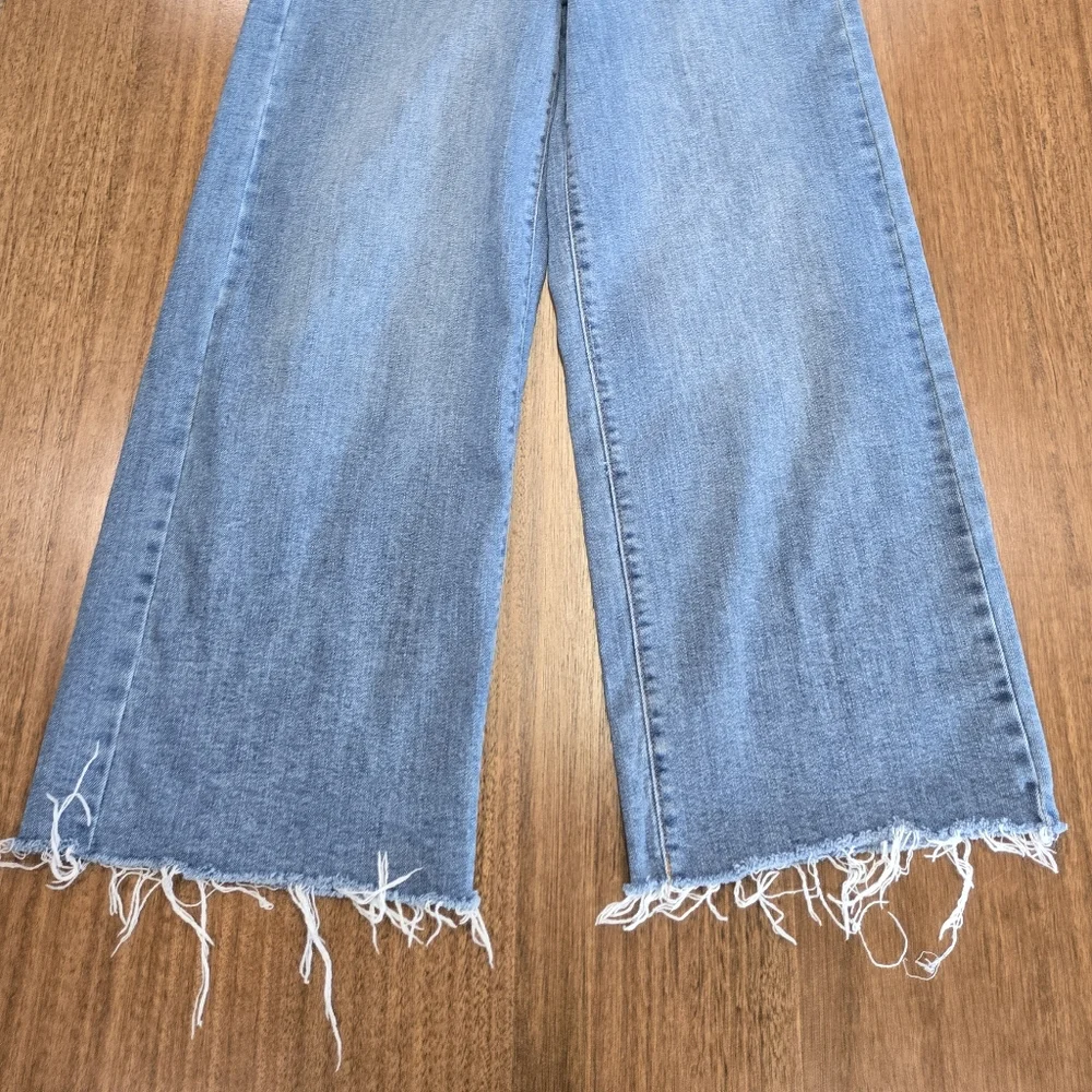 Oat New York Wide Leg Crop Jean - Picture 5 of 13